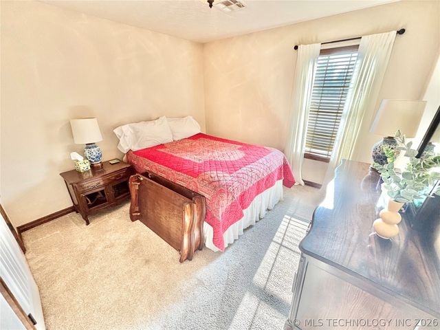 2102 N Peaceful Lane, Stigler, OK 74462