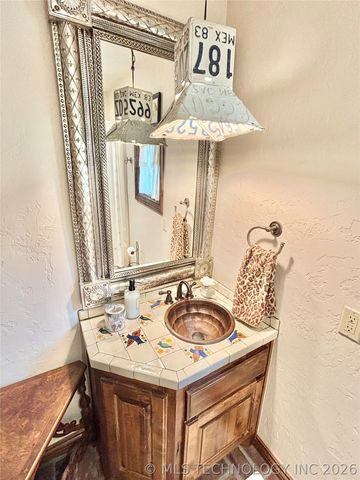 2102 N Peaceful Lane, Stigler, OK 74462