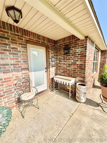 2102 N Peaceful Lane, Stigler, OK 74462