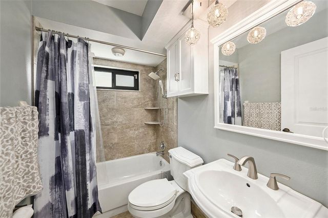 12014 LITTLEBERRY COURT, Tampa, FL 33635