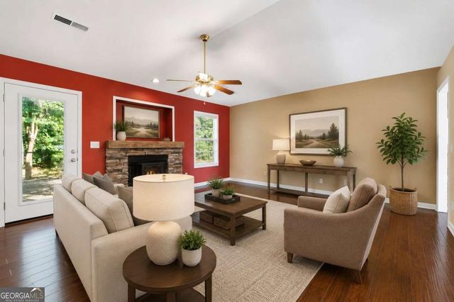 2130 Miller Grove Drive, Dalton, GA 30721