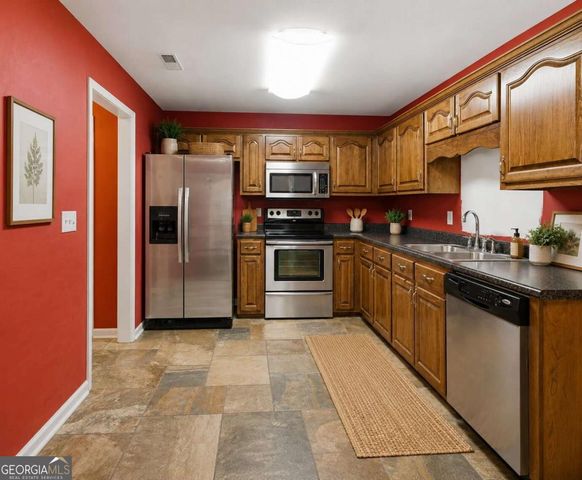 2130 Miller Grove Drive, Dalton, GA 30721