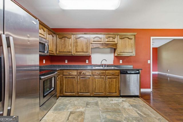 2130 Miller Grove Drive, Dalton, GA 30721