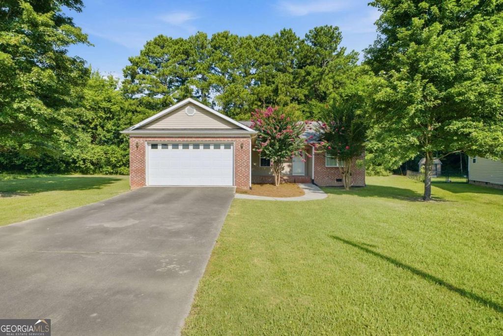 2130 Miller Grove Drive, Dalton, GA 30721