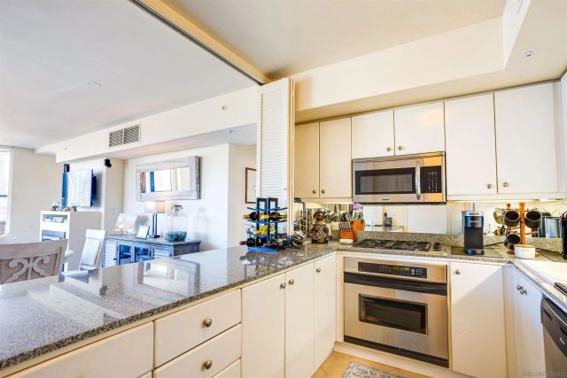 500 W Harbor Dr 1214, San Diego, CA 92101