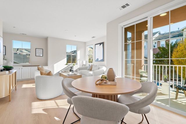 171 Cameron Drive, Mountain View, CA 94043