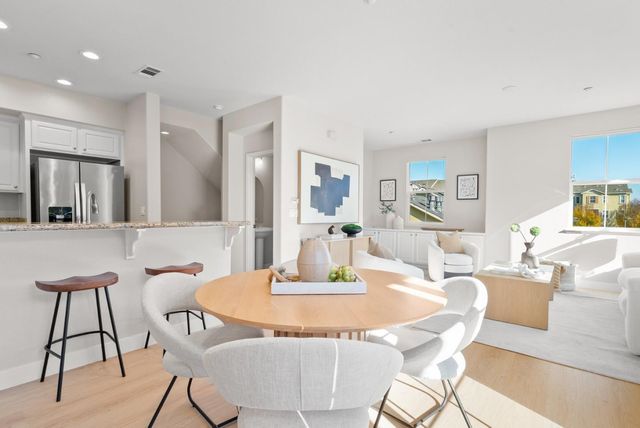 171 Cameron Drive, Mountain View, CA 94043