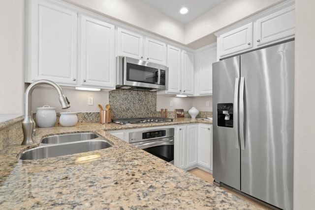 171 Cameron Drive, Mountain View, CA 94043