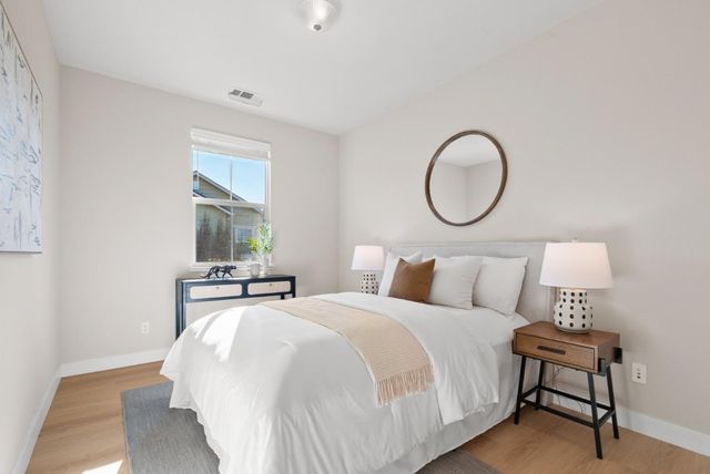 171 Cameron Drive, Mountain View, CA 94043