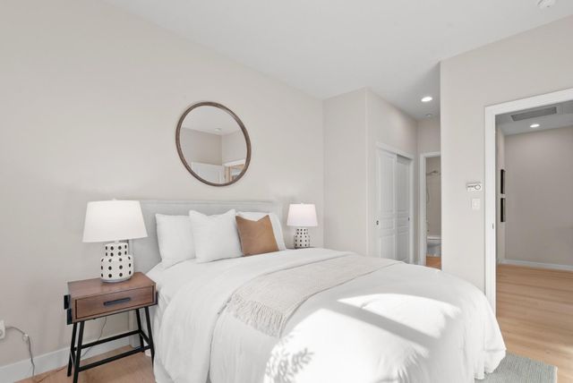 171 Cameron Drive, Mountain View, CA 94043