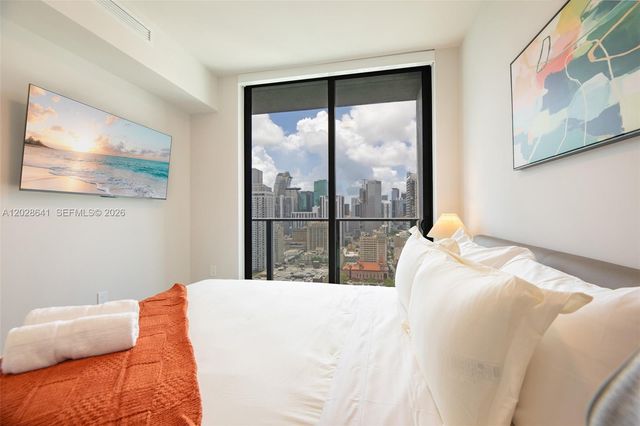 121 NE 5th St 3103, Miami, FL 33132