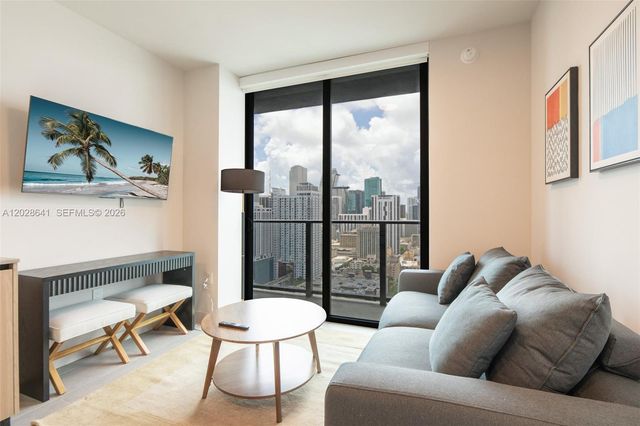 121 NE 5th St 3103, Miami, FL 33132