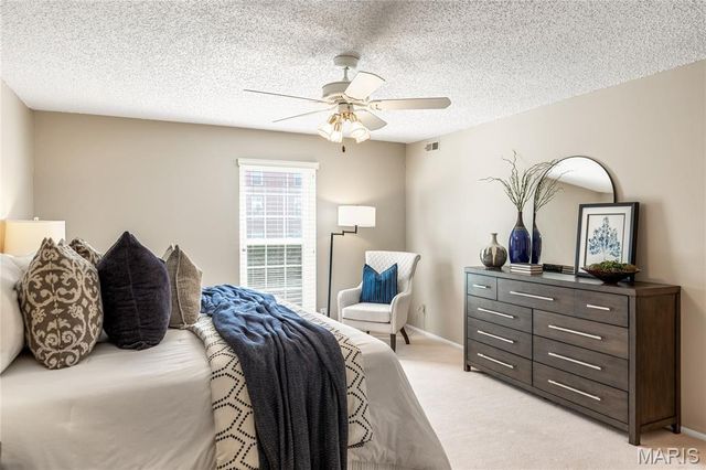 14443 Bantry Lane 24, Chesterfield, MO 63017