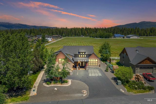 1477 Dragonfly Loop, McCall, ID 83638