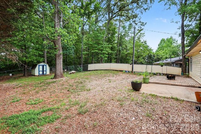 116 Julia Street, Mount Holly, NC 28120