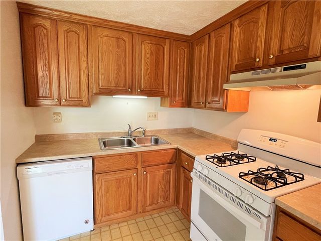 1003 COUNTRYSIDE DRIVE, Robinson Twp, PA 15136