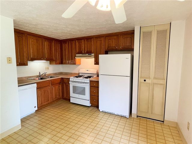 1003 COUNTRYSIDE DRIVE, Robinson Twp, PA 15136