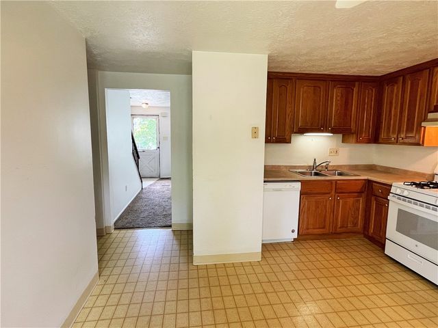 1003 COUNTRYSIDE DRIVE, Robinson Twp, PA 15136