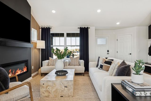 3735 Holbrook Drive, Waconia, MN 55387