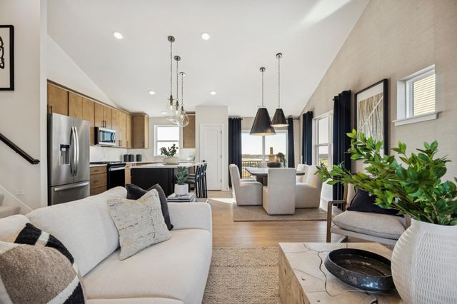 3735 Holbrook Drive, Waconia, MN 55387