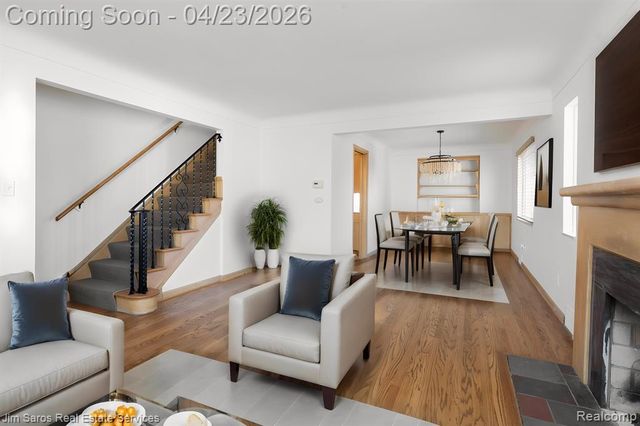 513 Saint Clair Avenue, Grosse Pointe, MI 48230