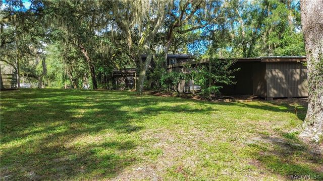 7536 S Bobcat Point, Floral City, FL 34436
