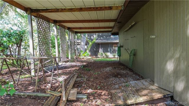 7536 S Bobcat Point, Floral City, FL 34436