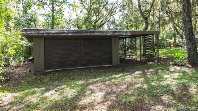7536 S Bobcat Point, Floral City, FL 34436