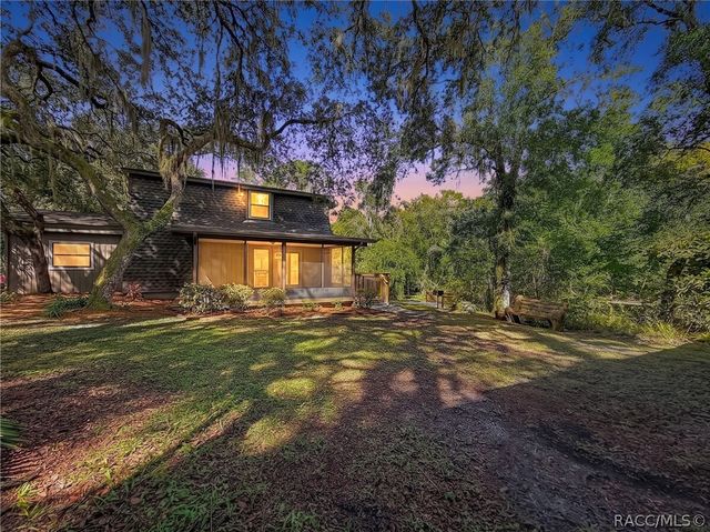 7536 S Bobcat Point, Floral City, FL 34436