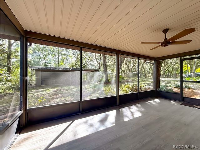 7536 S Bobcat Point, Floral City, FL 34436