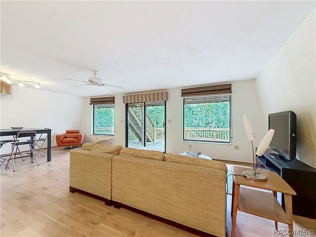 7536 S Bobcat Point, Floral City, FL 34436