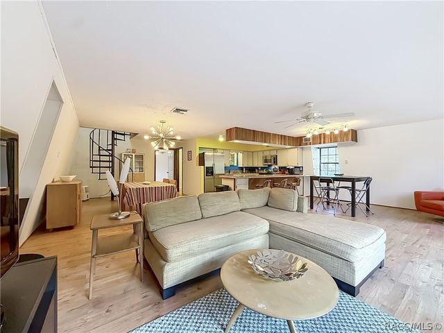 7536 S Bobcat Point, Floral City, FL 34436