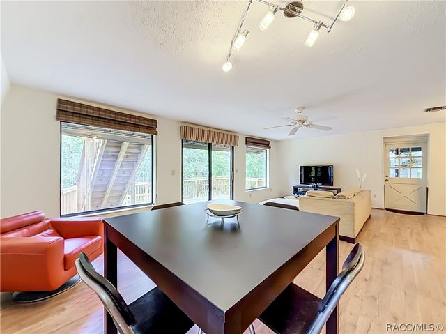7536 S Bobcat Point, Floral City, FL 34436