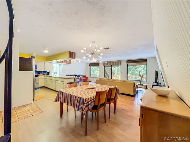 7536 S Bobcat Point, Floral City, FL 34436