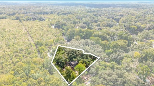 7536 S Bobcat Point, Floral City, FL 34436