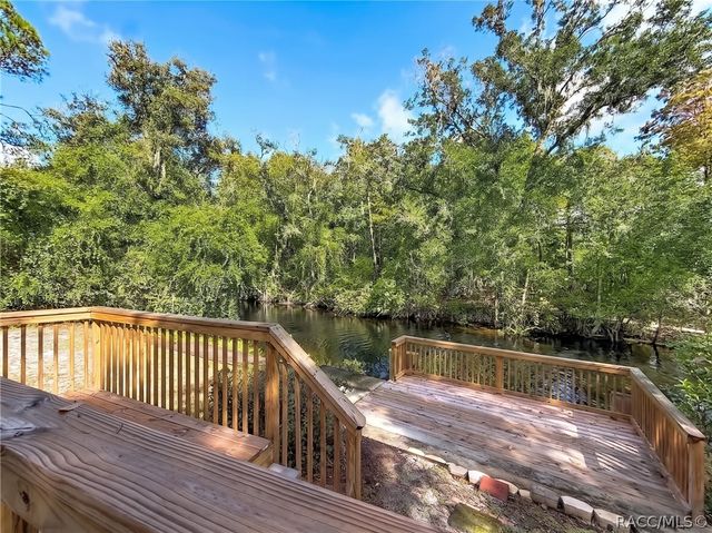 7536 S Bobcat Point, Floral City, FL 34436