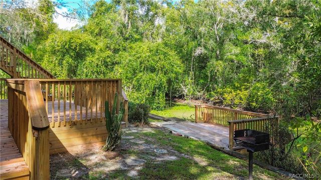 7536 S Bobcat Point, Floral City, FL 34436