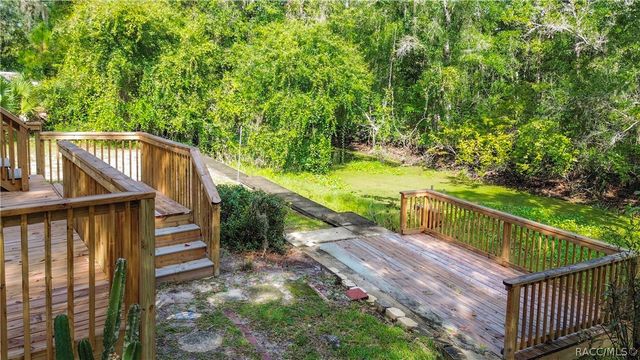 7536 S Bobcat Point, Floral City, FL 34436
