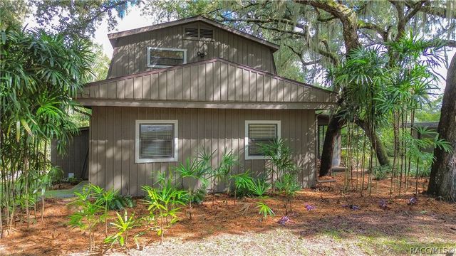 7536 S Bobcat Point, Floral City, FL 34436