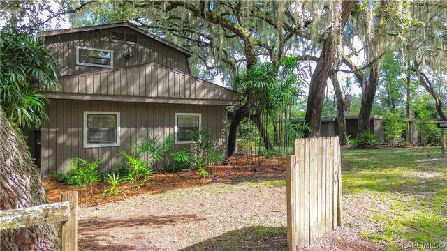 7536 S Bobcat Point, Floral City, FL 34436