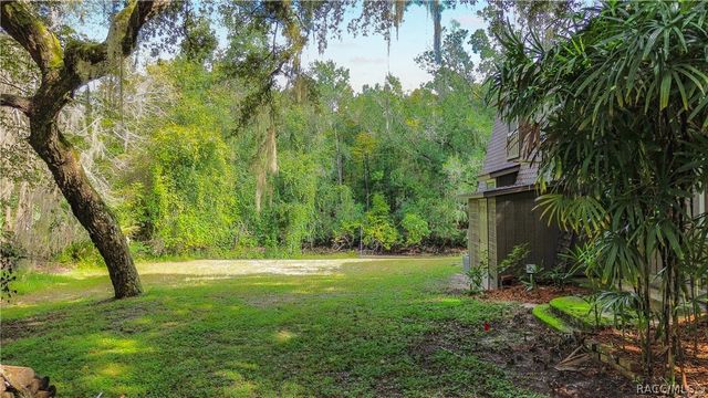 7536 S Bobcat Point, Floral City, FL 34436