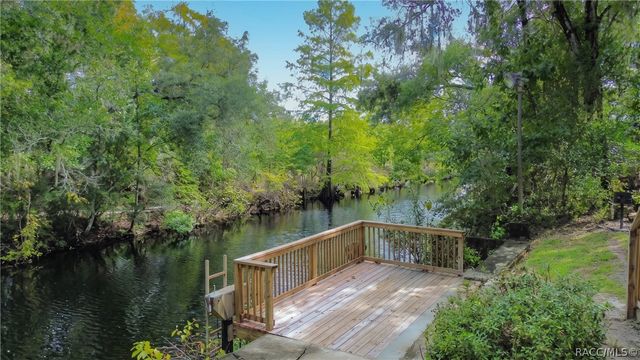 7536 S Bobcat Point, Floral City, FL 34436