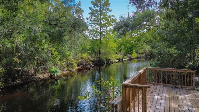 7536 S Bobcat Point, Floral City, FL 34436