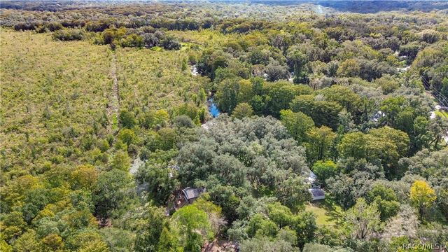 7536 S Bobcat Point, Floral City, FL 34436