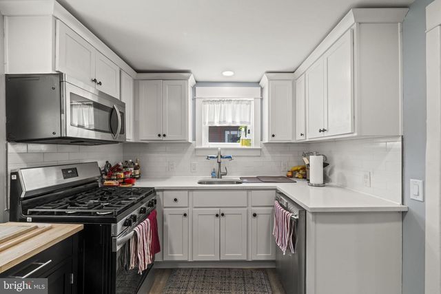 425 FLORENCE AVE, Pitman, NJ 08071