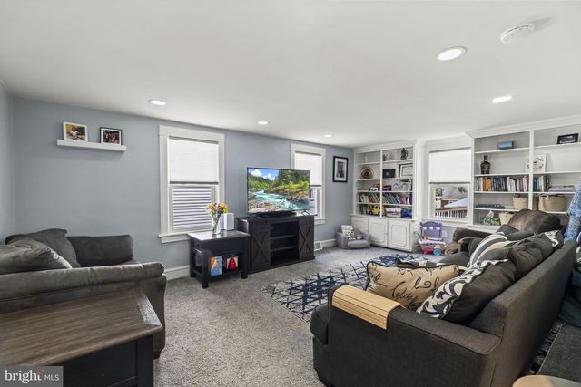 425 FLORENCE AVE, Pitman, NJ 08071