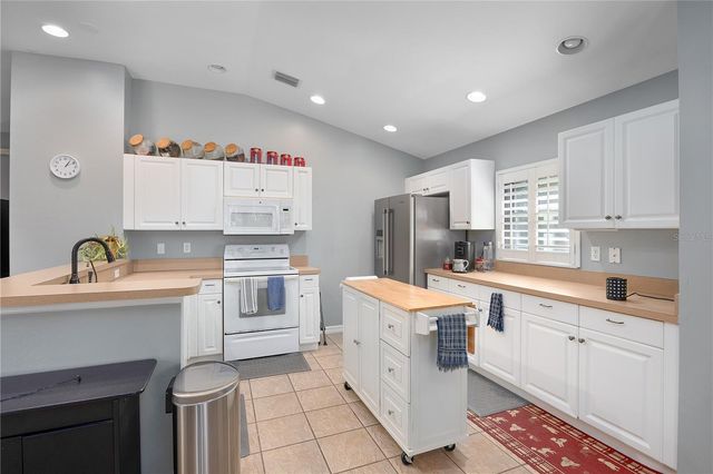 1606 SW 15TH AVENUE, Cape Coral, FL 33991