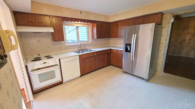 9340 Wilcox Drive, Colerain Twp, OH 45251