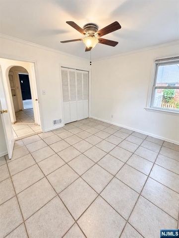 24 5th Avenue, Westwood, NJ 07675