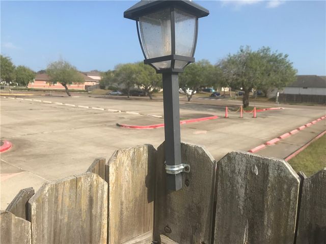 5026 Yorktown Blvd 29, Corpus Christi, TX 78413